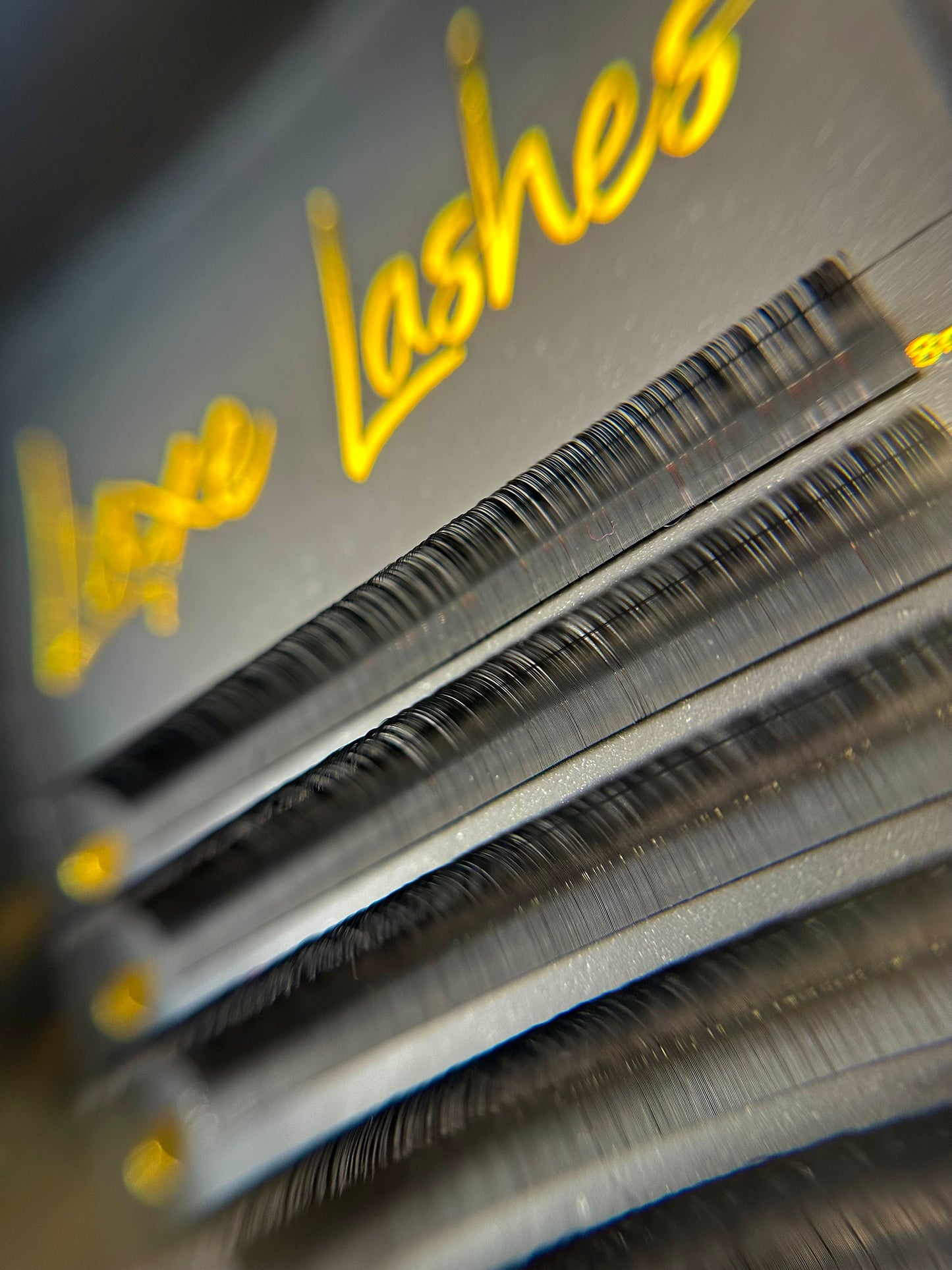 Volume Queen Lash Tray